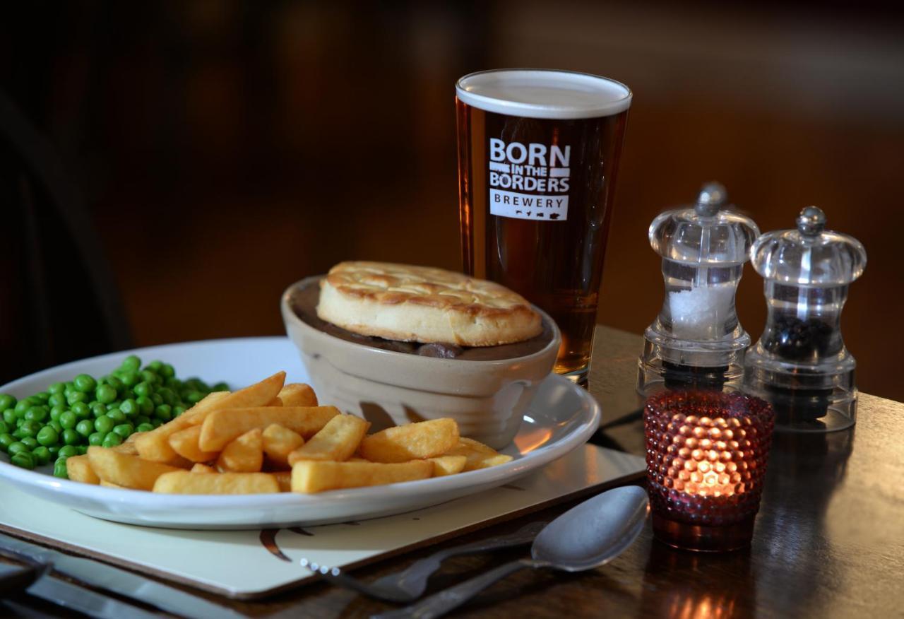The Waterloo Arms Hotel Chirnside Luaran gambar